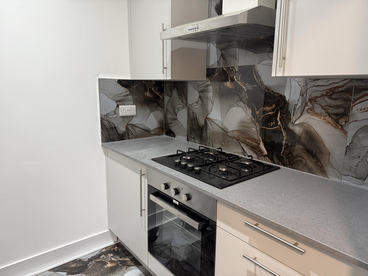 3 bed property in Yeading Lane, Hayes